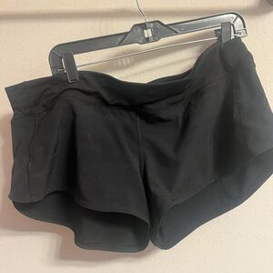 Lululemon Low Rise 2.5” Shorts